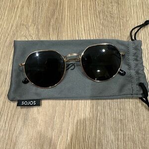 Round Sojos Sunglasses with gold frame